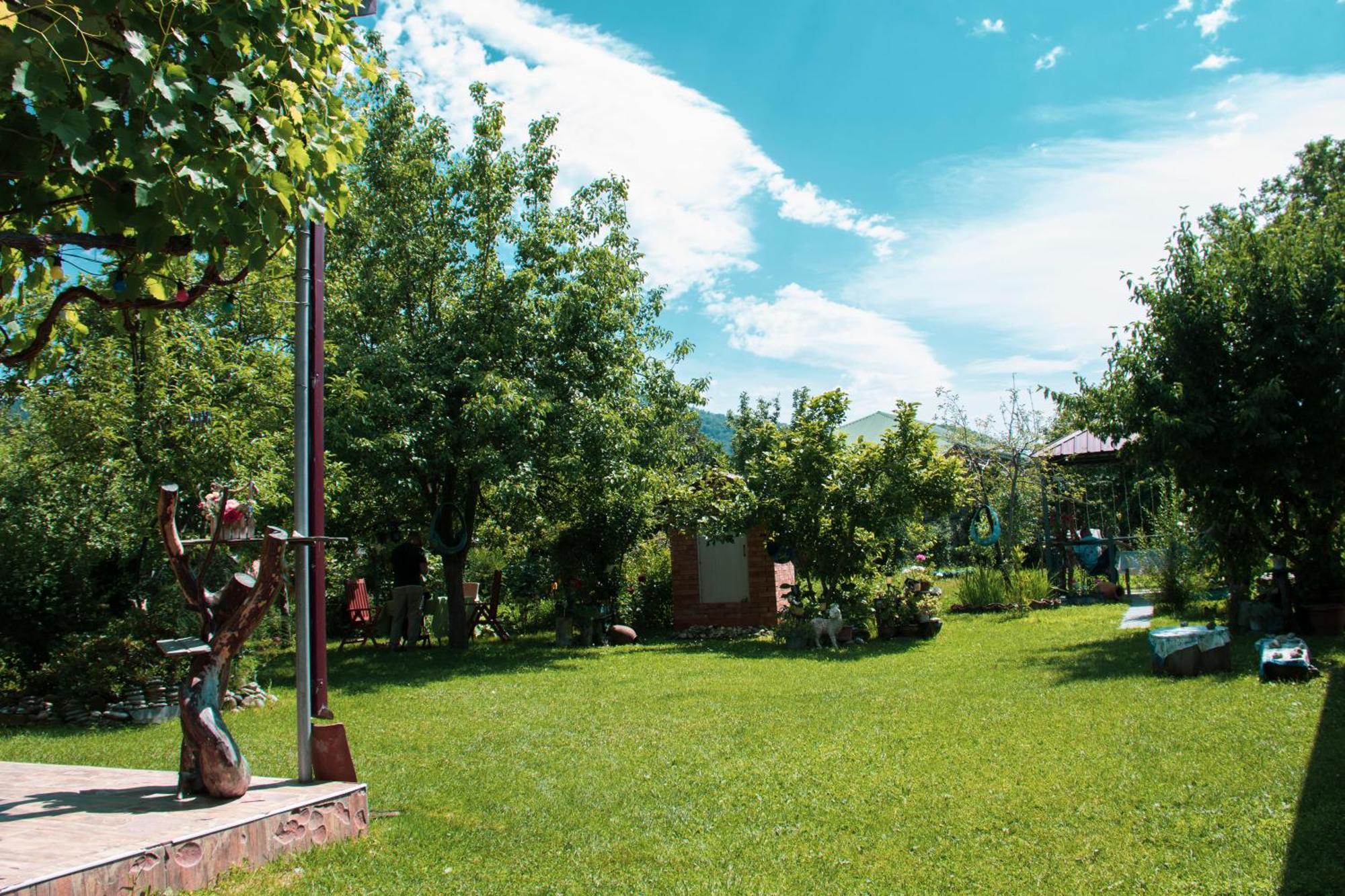 Guest House Melissa Duisi Bagian luar foto