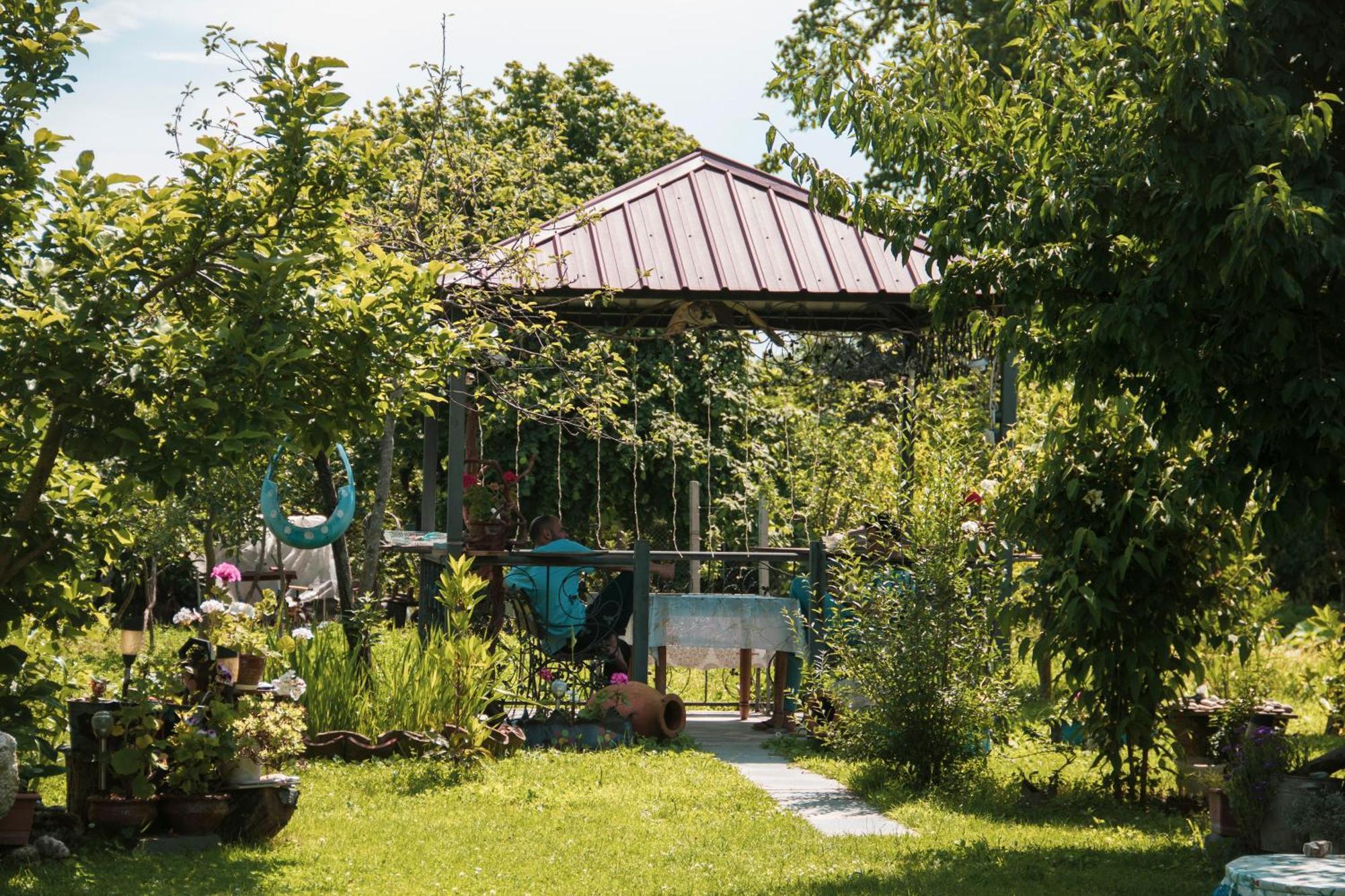 Guest House Melissa Duisi Bagian luar foto
